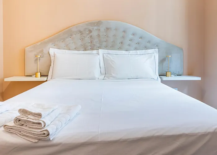 Luxury Sant\'Ambrogio Apartment